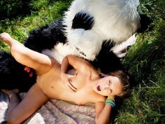 Brunette fuck in the woods toy panda